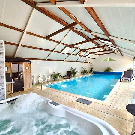 Magnificent 18Th Century, 5 Star Luxury Spa Melleray-la-Vallée Kültér fotó
